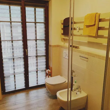 Grand Duplex Lumineux A 2 Pas Du Centre *